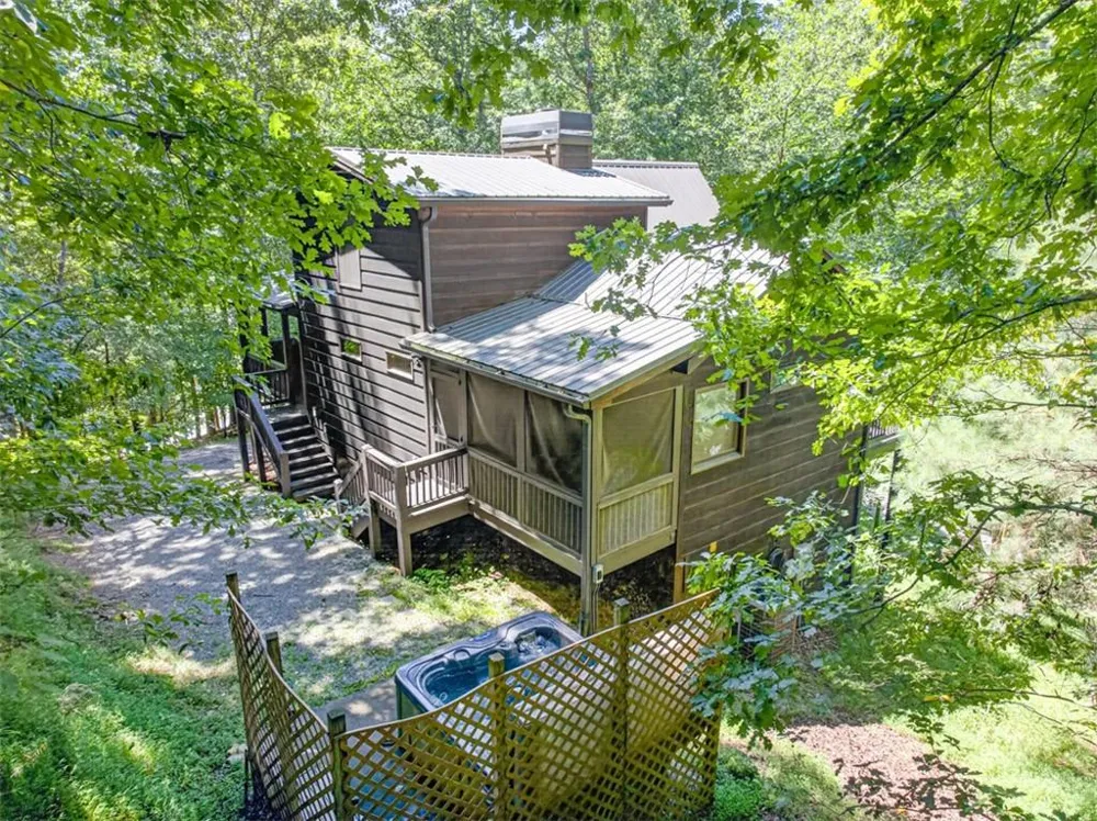10 Esker Court Ellijay, GA 30540