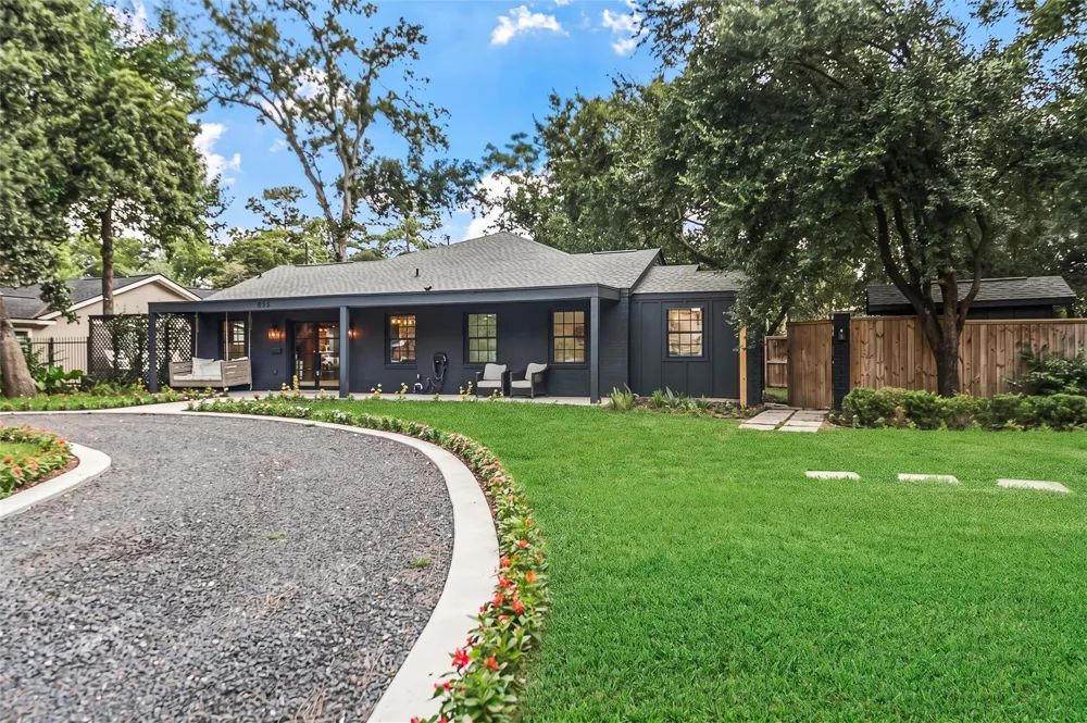 802 W 41st Street Houston, TX 77018