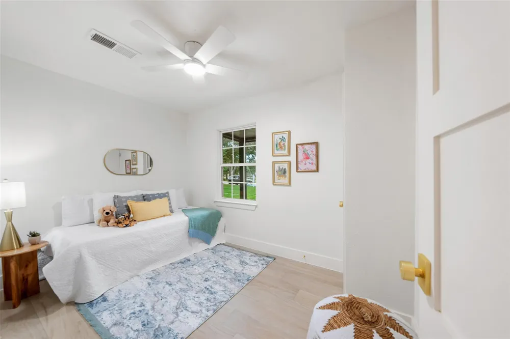 802 W 41st Street Houston, TX 77018