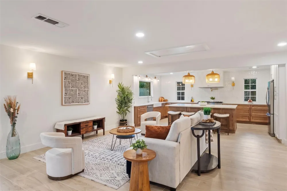 802 W 41st Street Houston, TX 77018