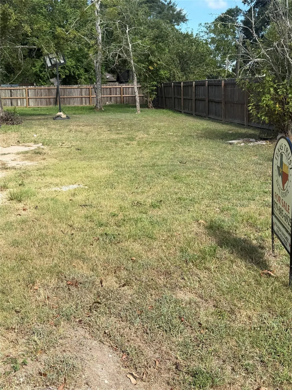 Lake Avenue Eagle Lake, TX 77434