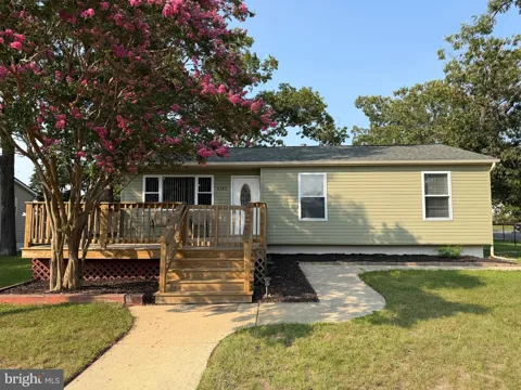 1141 ROBIN TERRACE