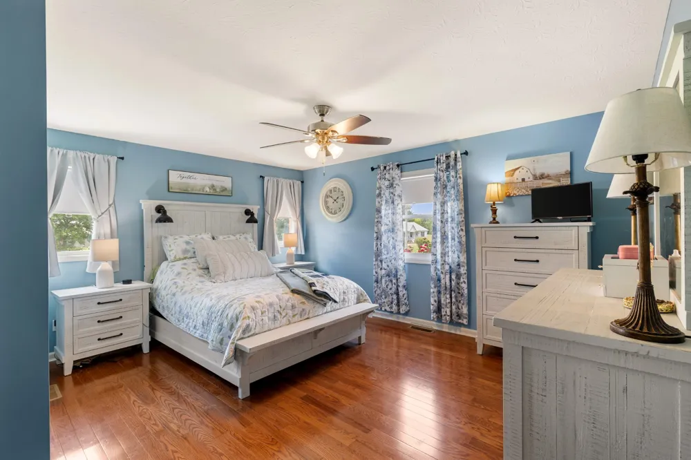 105 Monument Cir Summertown, TN 38483