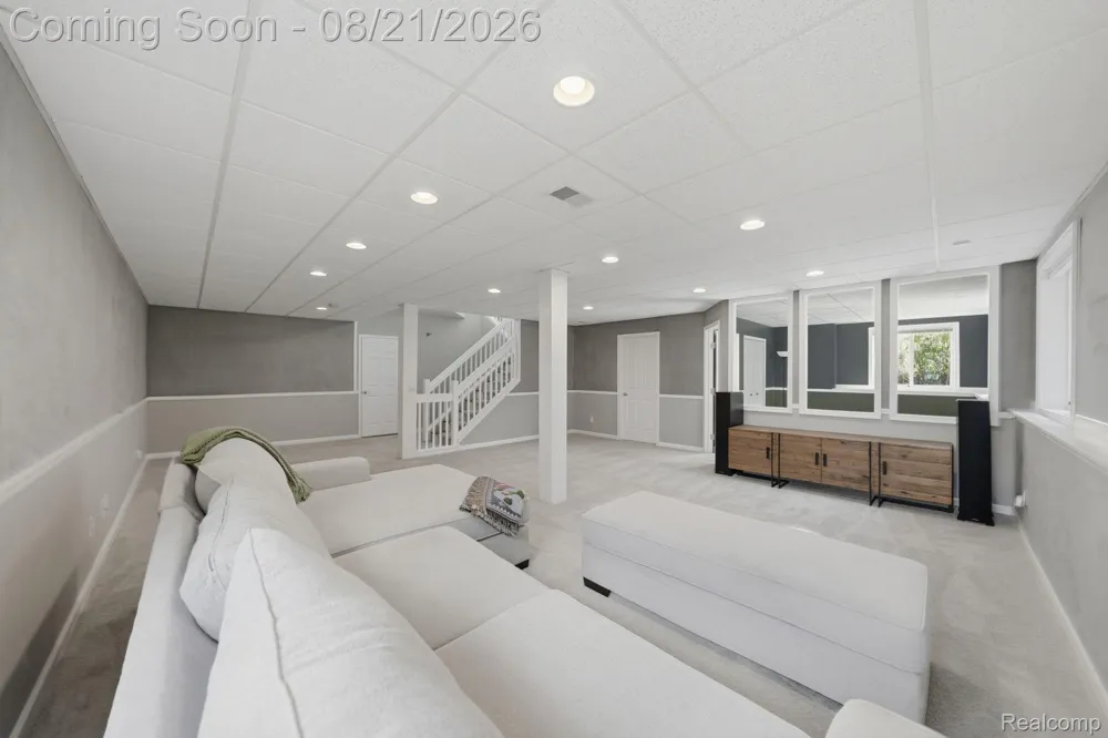 1200 Portsmouth Drive Marion Township, MI 48843