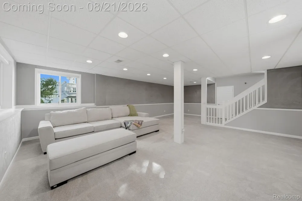 1200 Portsmouth Drive Marion Township, MI 48843
