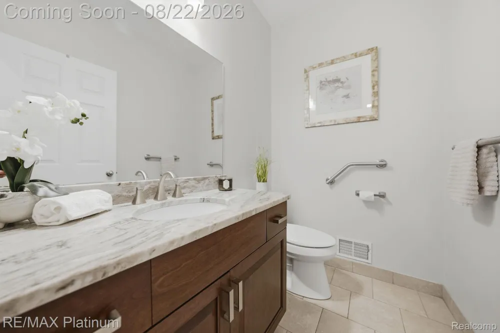 100 Fordney Place Howell Township, MI 48855