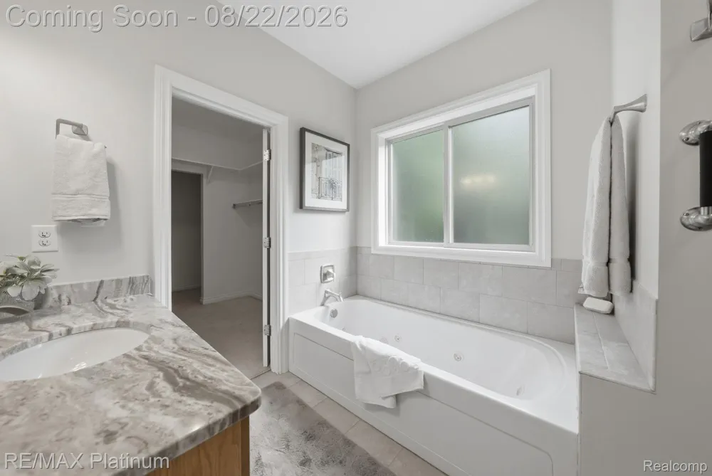100 Fordney Place Howell Township, MI 48855