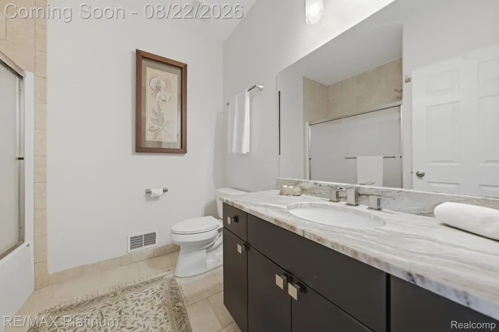 100 Fordney Place Howell Township, MI 48855