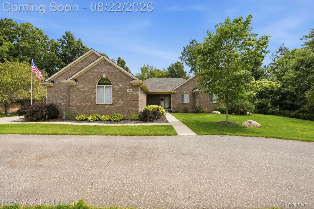100 Fordney Place Howell Township, MI 48855
