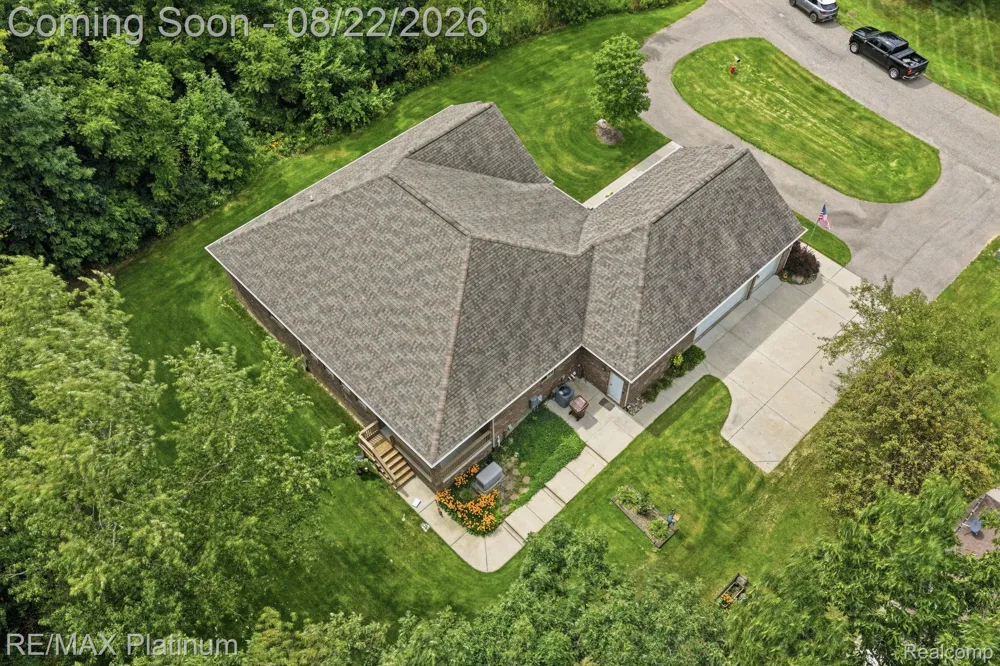 100 Fordney Place Howell Township, MI 48855