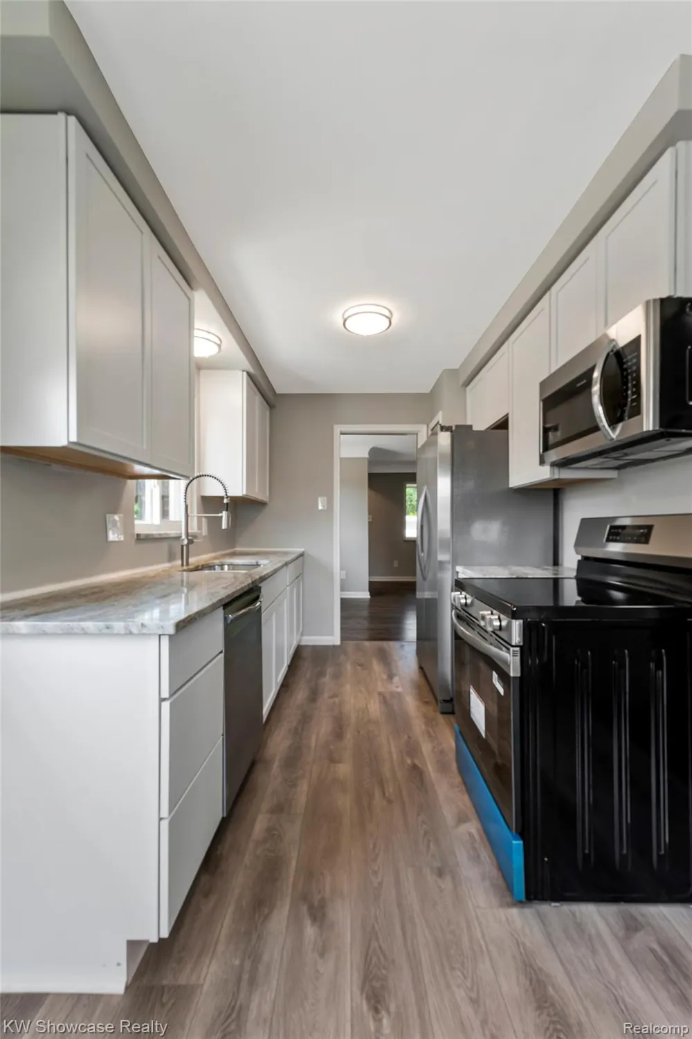8936 Merriman Road Livonia City, MI 48150