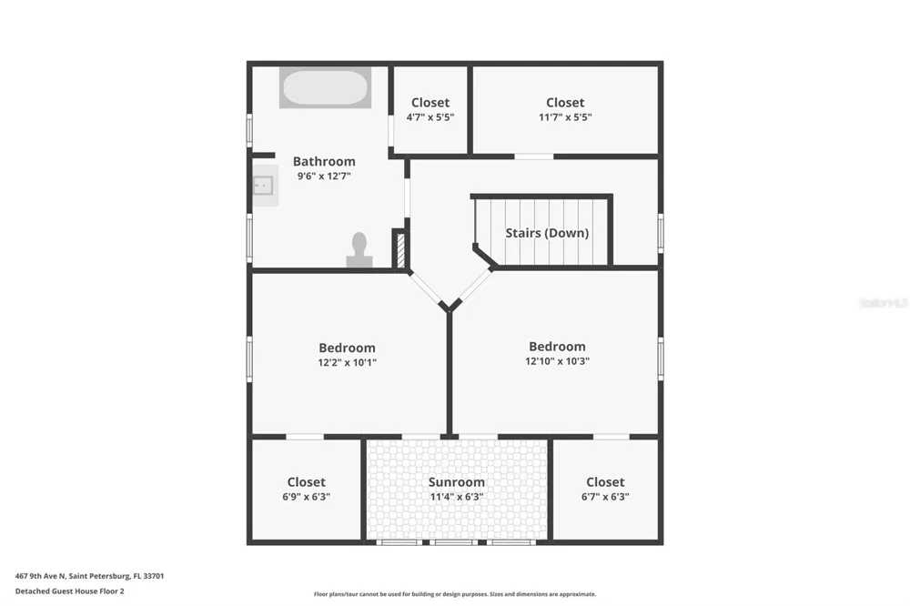 467 9TH AVENUE St Petersburg, FL 33701