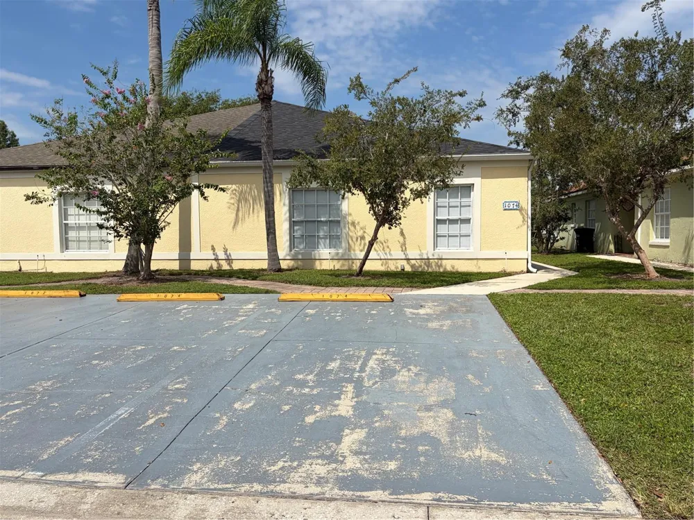 1074 UNIVERSAL REST PLACE Kissimmee, FL 34744