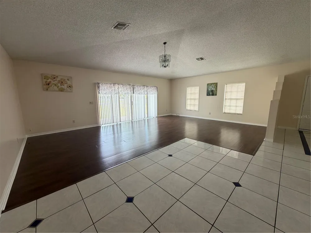 1074 UNIVERSAL REST PLACE Kissimmee, FL 34744