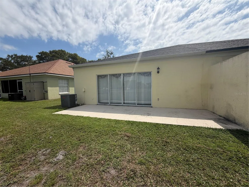 1074 UNIVERSAL REST PLACE Kissimmee, FL 34744