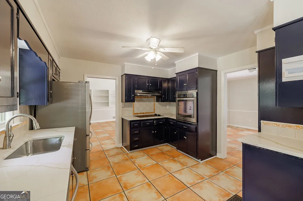 1035 Whit Davis RD Athens, GA 30605