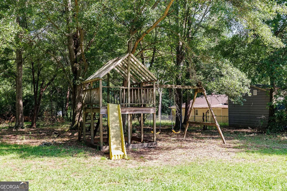1035 Whit Davis RD Athens, GA 30605