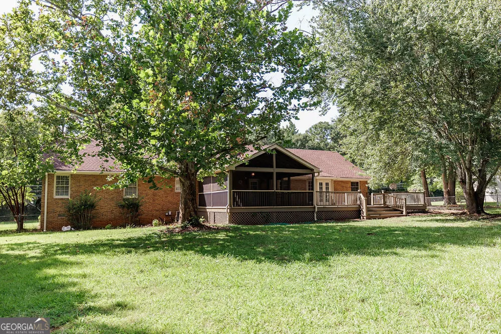 1035 Whit Davis RD Athens, GA 30605