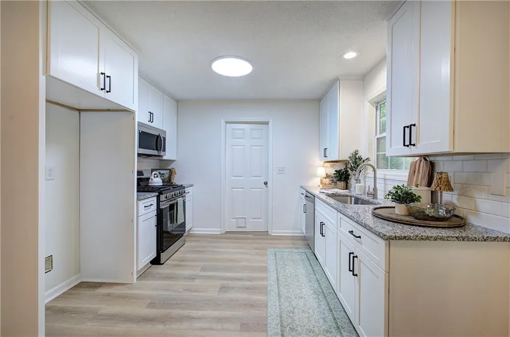 27 Carrington Trace NE Cartersville, GA 30121