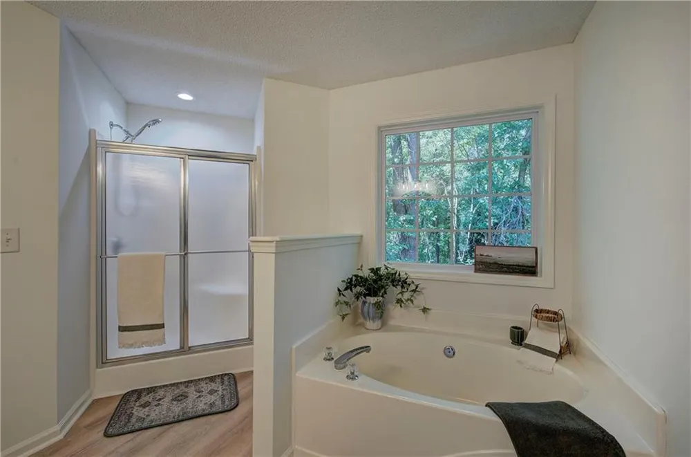 27 Carrington Trace NE Cartersville, GA 30121