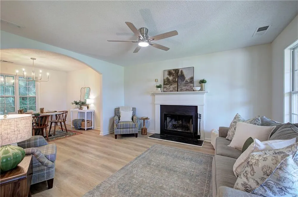 27 Carrington Trace NE Cartersville, GA 30121