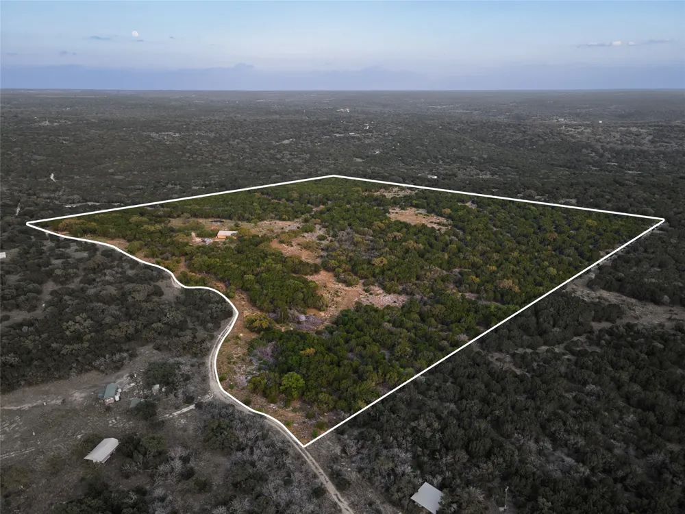 1261 Park Road Lampasas, TX 76550