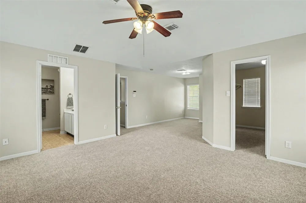 3105 Centennial Village Drive Pearland, TX 77584