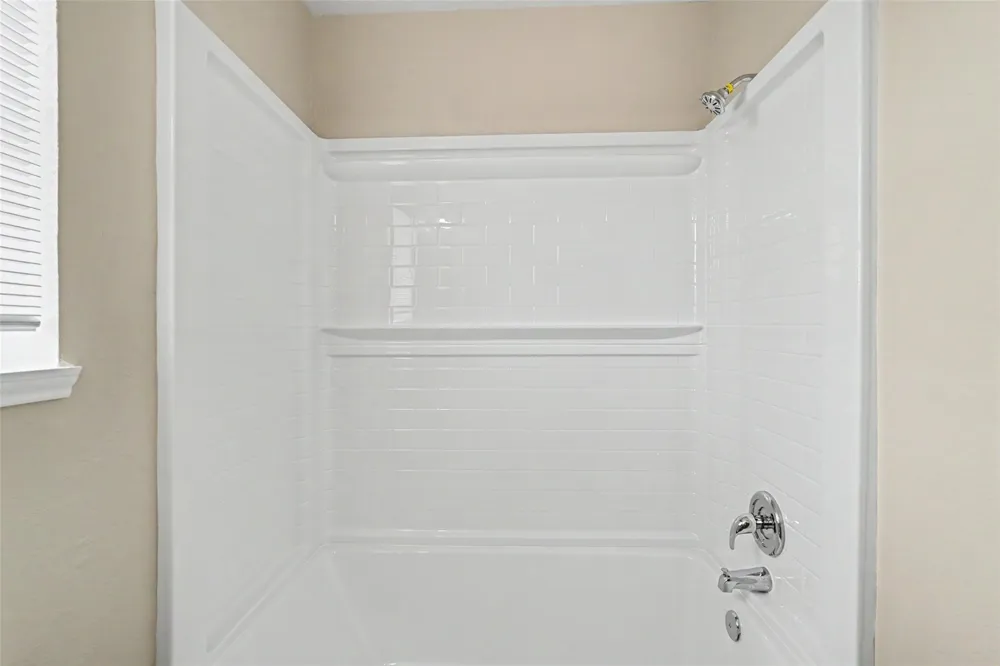 3105 Centennial Village Drive Pearland, TX 77584