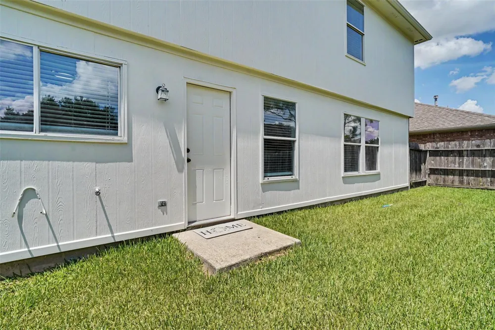 3105 Centennial Village Drive Pearland, TX 77584