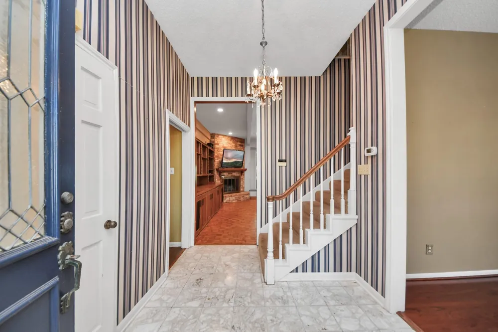 722 Chevy Chase Circle Sugar Land, TX 77478