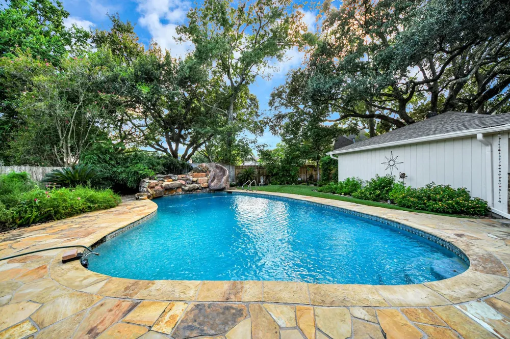 722 Chevy Chase Circle Sugar Land, TX 77478
