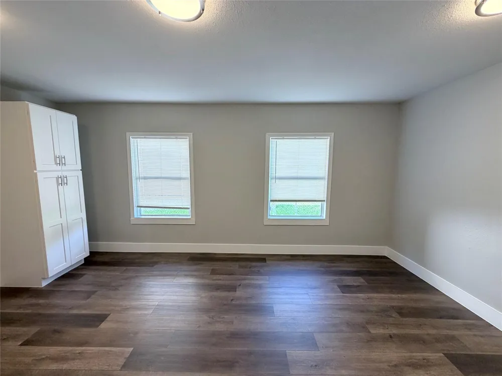 7011 Anderson Street Texas City, TX 77591