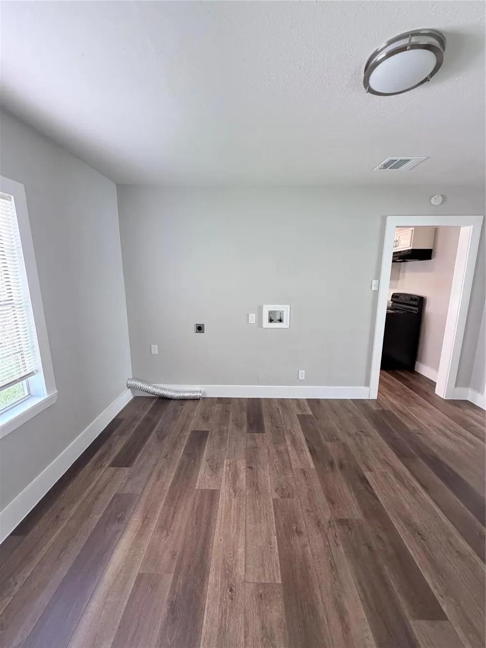 7011 Anderson Street Texas City, TX 77591