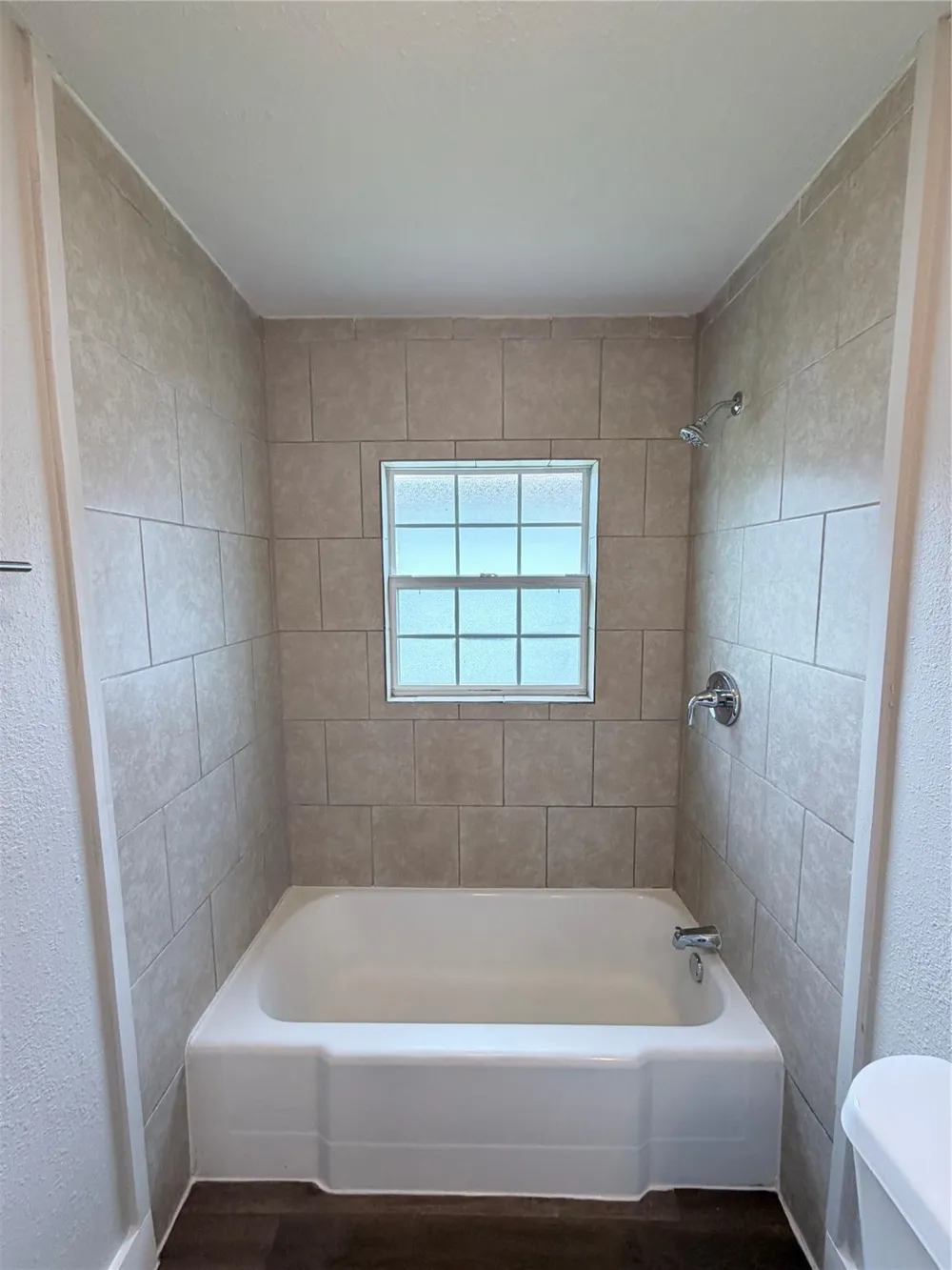 7011 Anderson Street Texas City, TX 77591