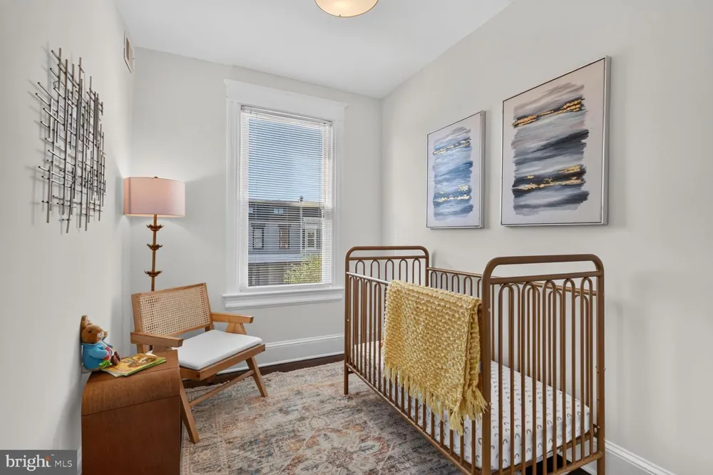 437 KENYON STREET NW Washington, DC 20010