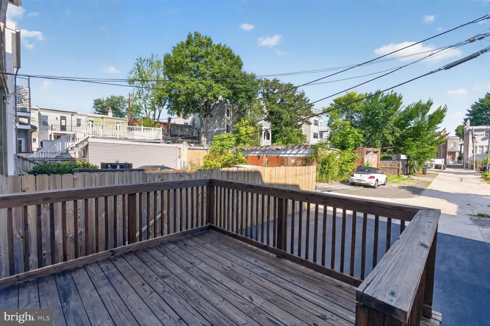437 KENYON STREET NW Washington, DC 20010