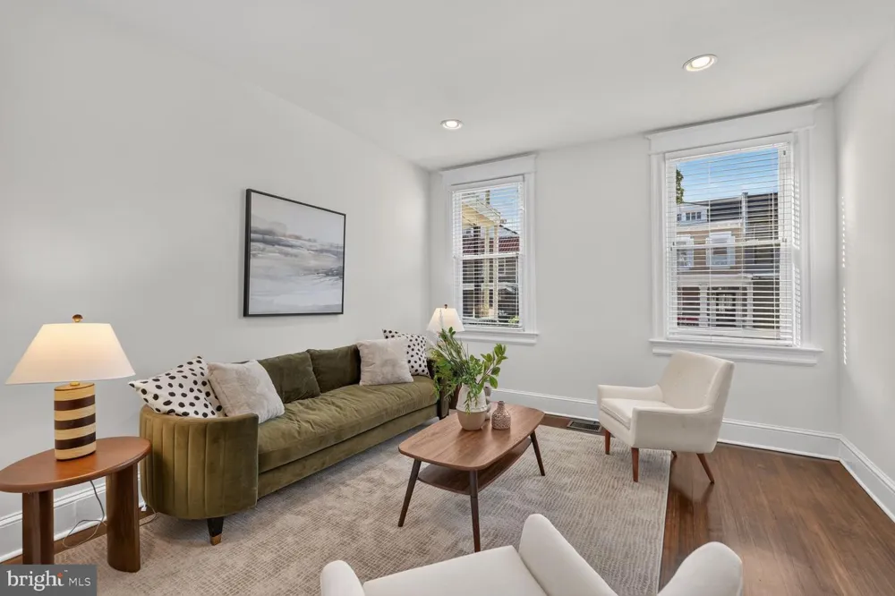 437 KENYON STREET NW Washington, DC 20010