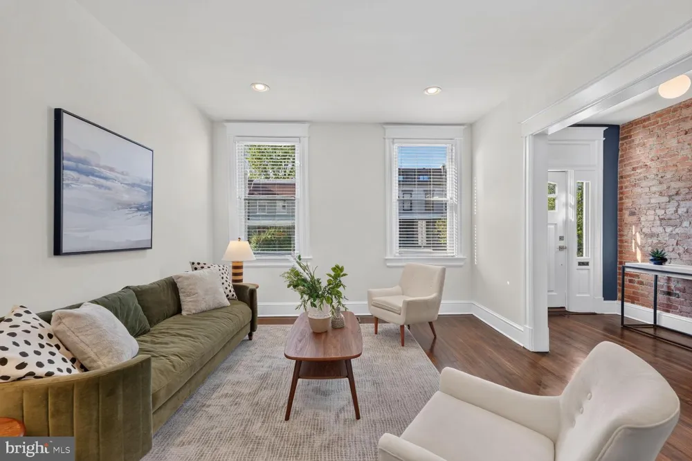 437 KENYON STREET NW Washington, DC 20010