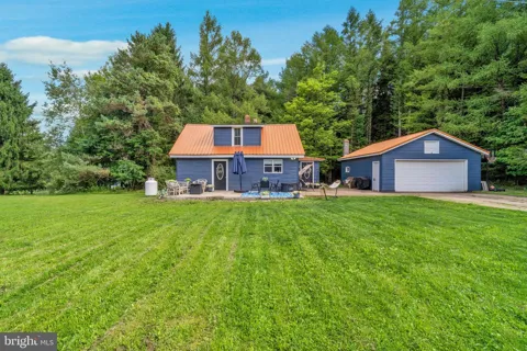 674 RED SCHOOLHOUSE ROAD
