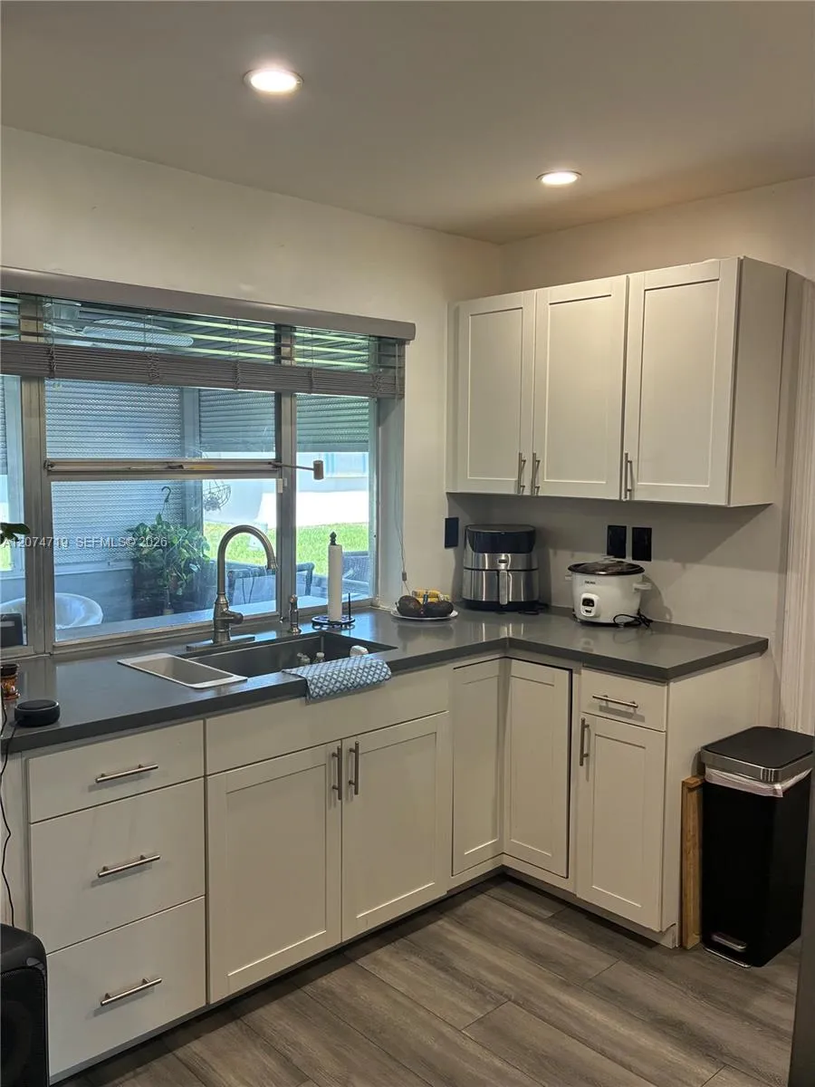 5721 NW 64th Way Tamarac, FL 33321