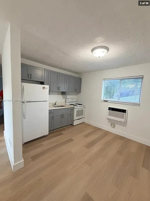 1380 SW 2nd St #7 Miami, FL 33135