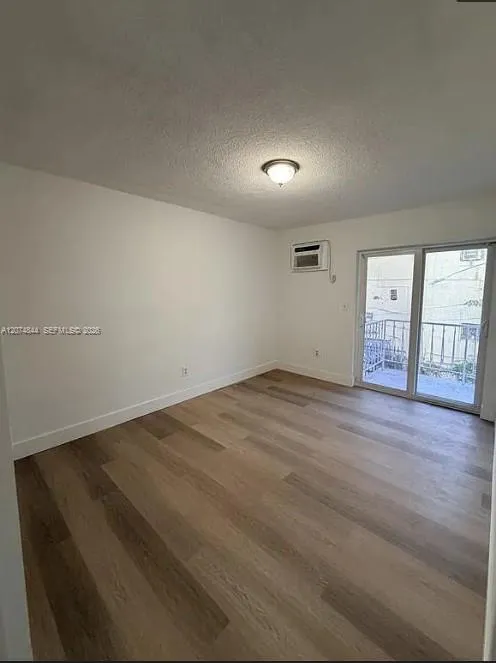 1380 SW 2nd St #7 Miami, FL 33135