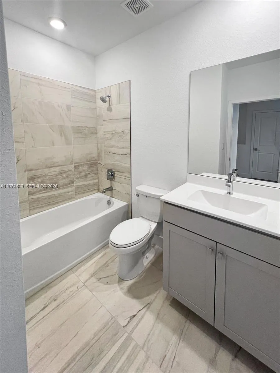 17025 1st Street Pembroke Pines, FL 33027