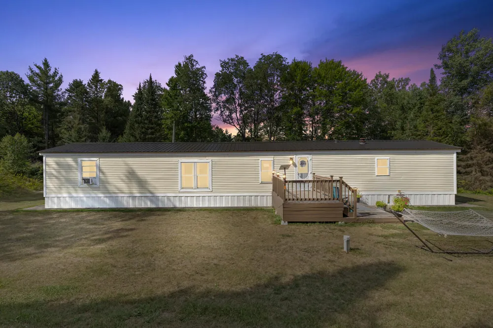 11847 E 7 Mile Road Dover Township, MI 49688