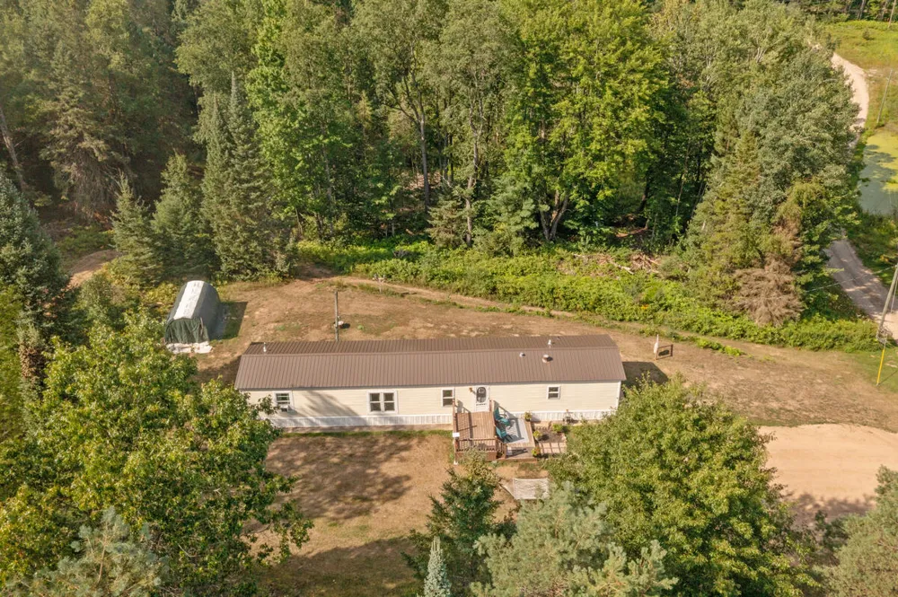 11847 E 7 Mile Road Dover Township, MI 49688