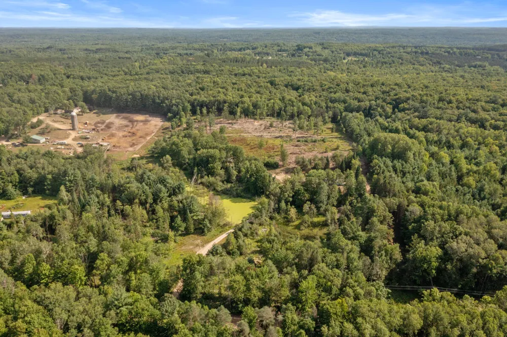 11847 E 7 Mile Road Dover Township, MI 49688