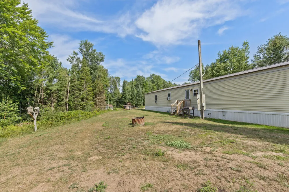 11847 E 7 Mile Road Dover Township, MI 49688