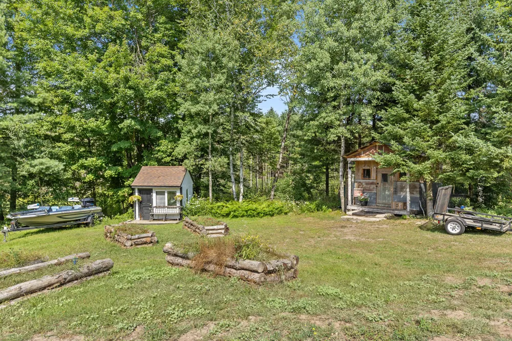 11847 E 7 Mile Road Dover Township, MI 49688