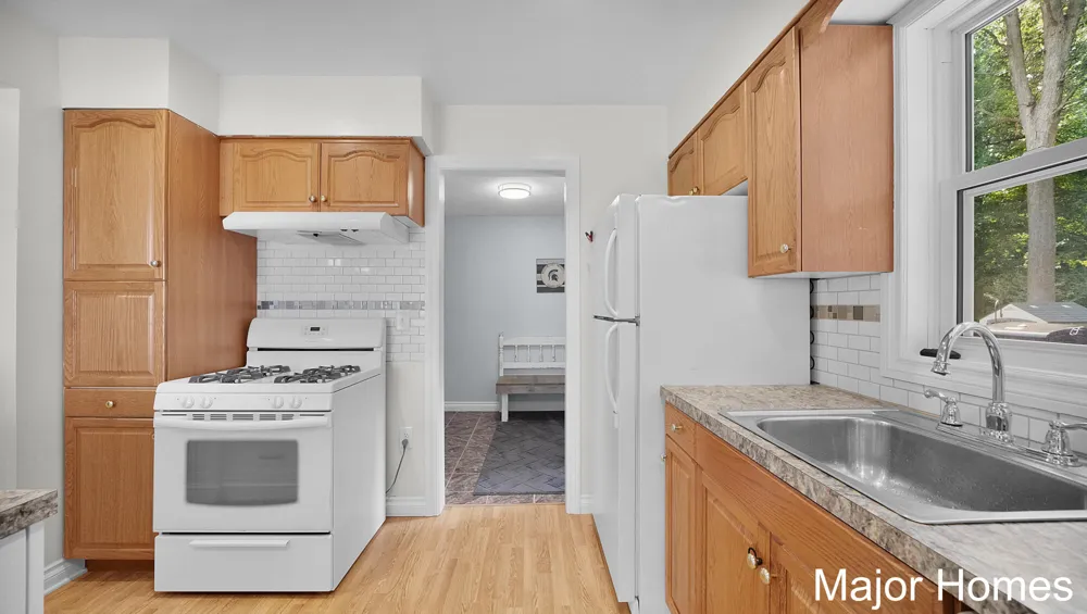 4863 Byron Center Avenue SW Wyoming City, MI 49519