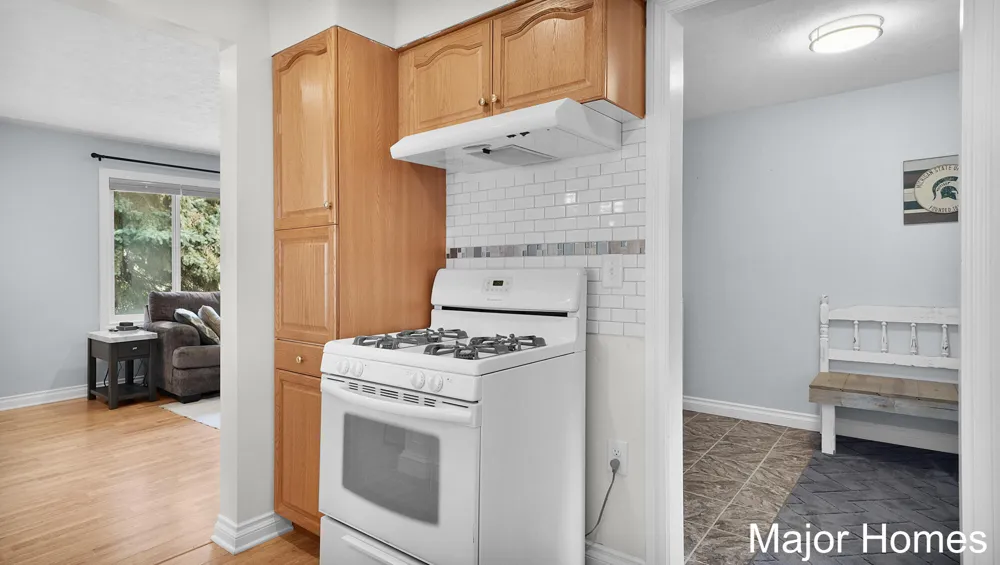 4863 Byron Center Avenue SW Wyoming City, MI 49519